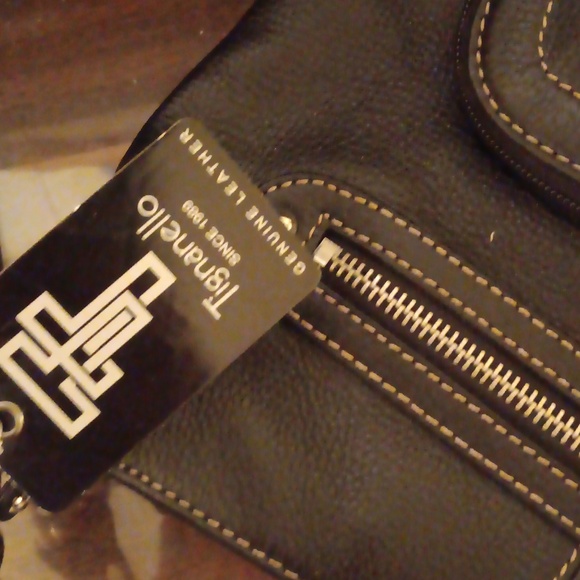 Vintage leather Tignanello purse - Picture 7 of 9